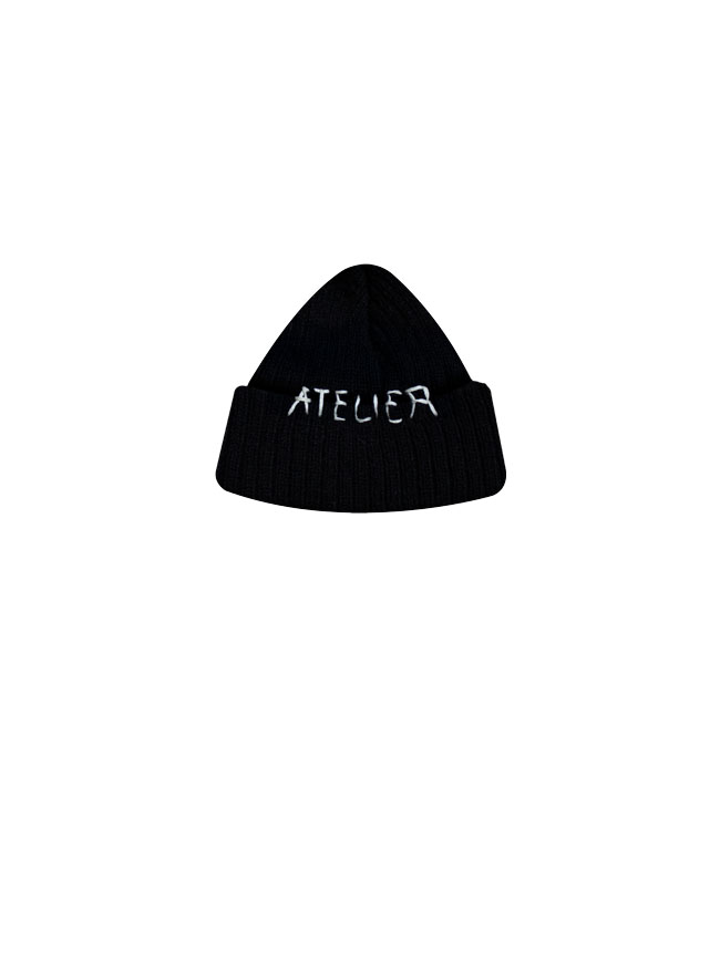 Beanie Atelier Chain in Black